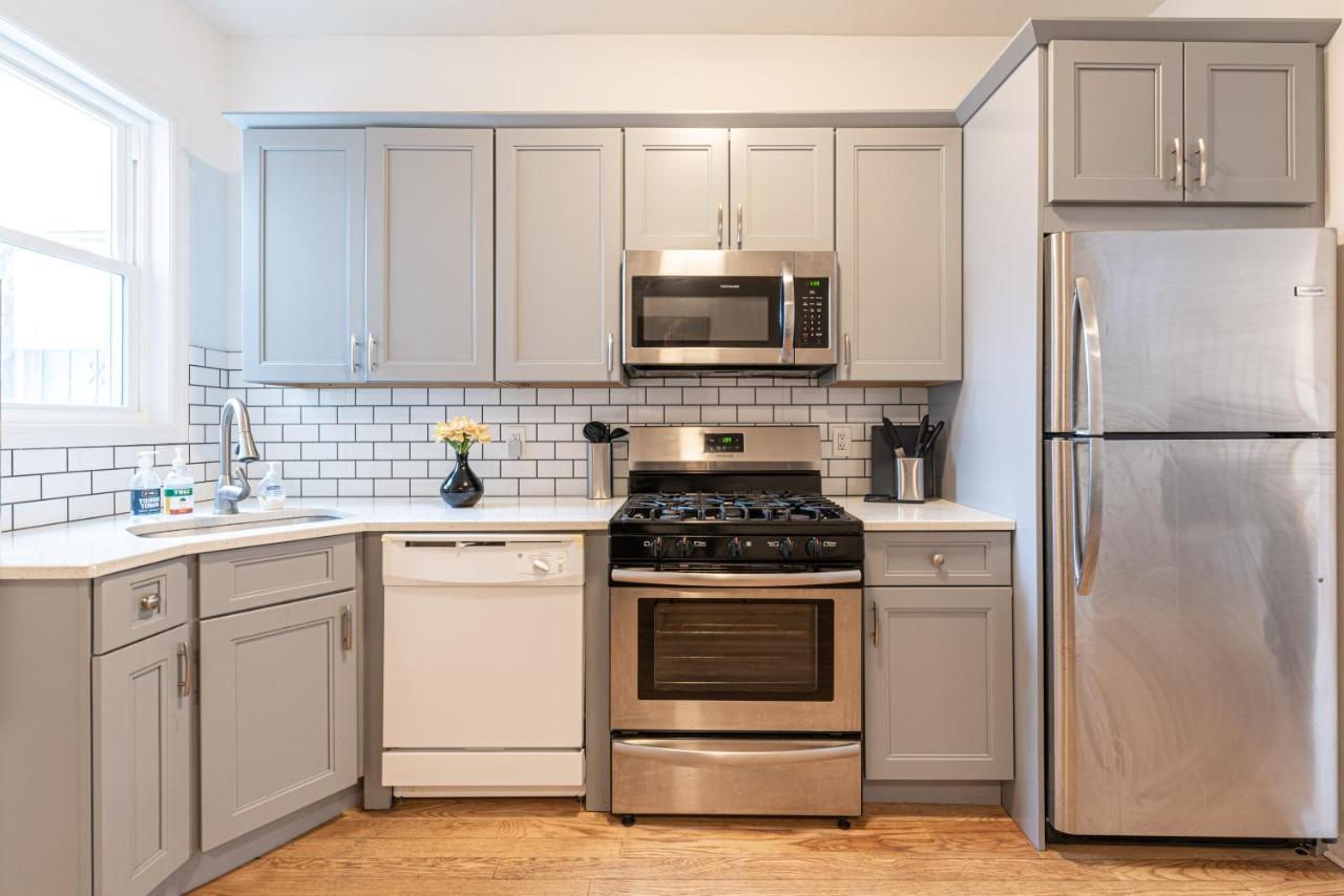 Villa Tranquil Town House With Parking And Laundry - Just 25 Minutes To Time Square! à Jersey City Extérieur photo
