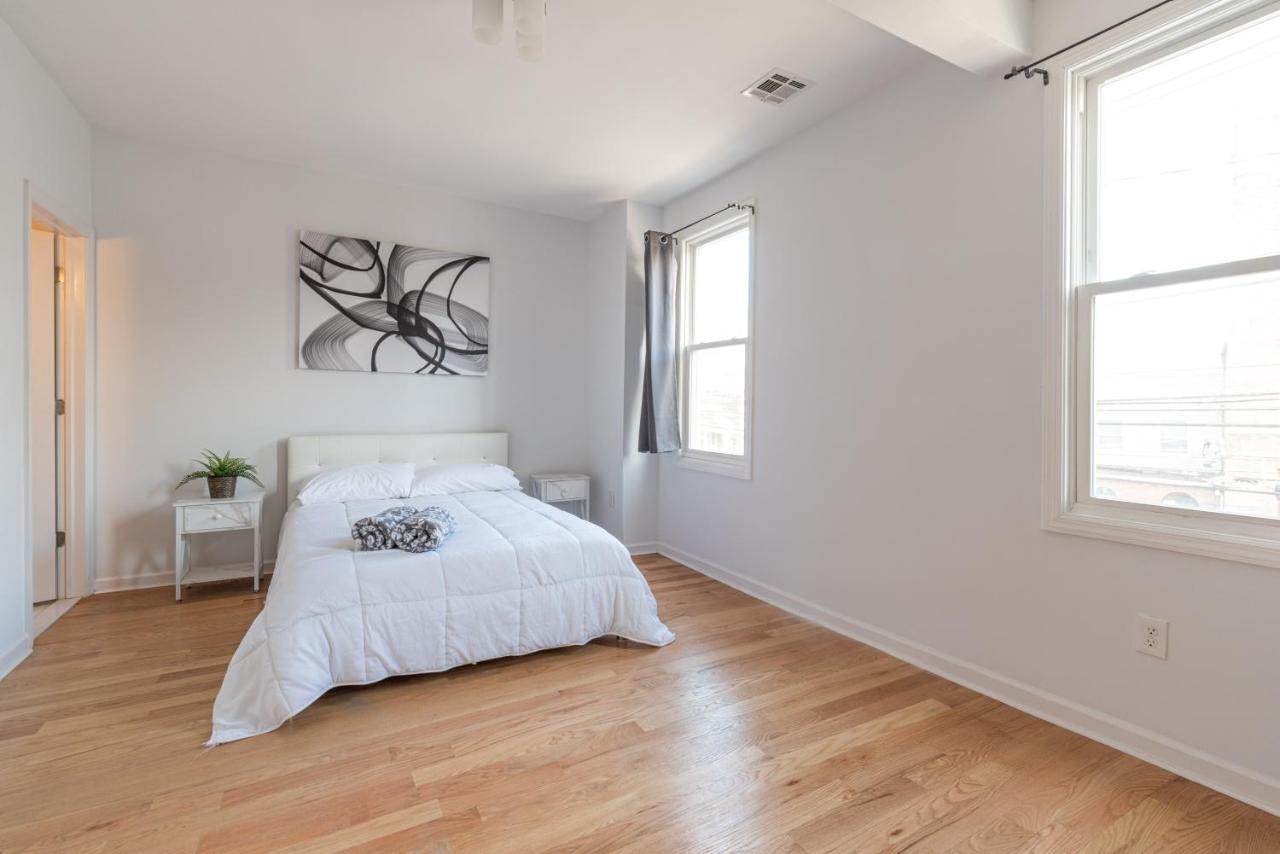Villa Tranquil Town House With Parking And Laundry - Just 25 Minutes To Time Square! à Jersey City Extérieur photo
